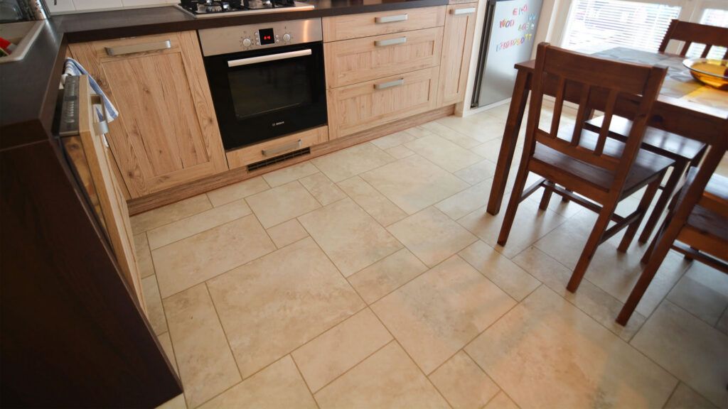 vinylová podlaha designflooring kuchyňa